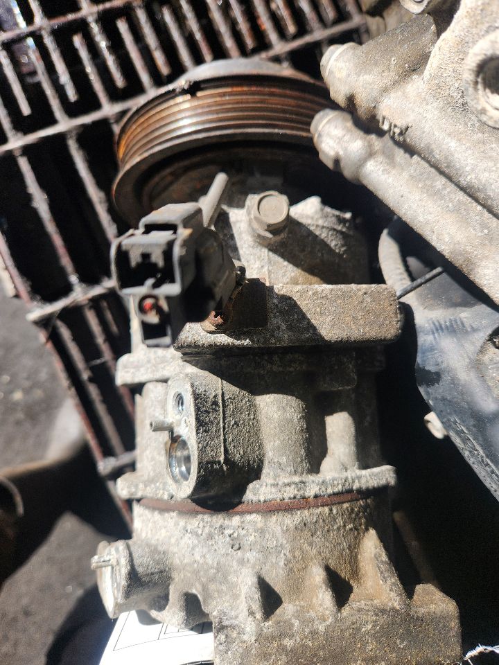 2017 HYUNDAI VELOSTER AC COMPRESSOR - 463343 — photo 2
