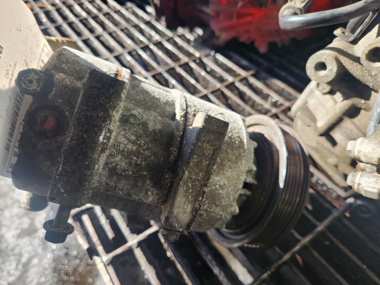2017 HYUNDAI VELOSTER AC COMPRESSOR - 463343 — photo 4