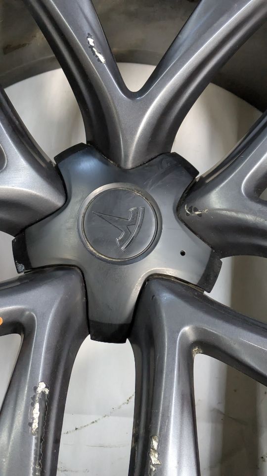2024 TESLA TESLA S L cyl WHEEL - 463414 — photo 2