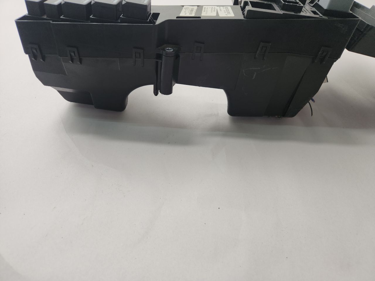 2015 JAGUAR XF Fuse Box, Engine - 463451 — photo 4