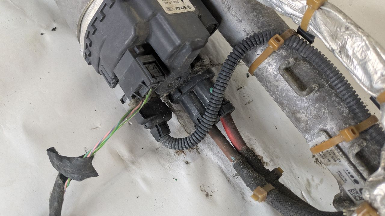 2016 BMW 750i STEERING GEAR RACK - 463497 — photo 4
