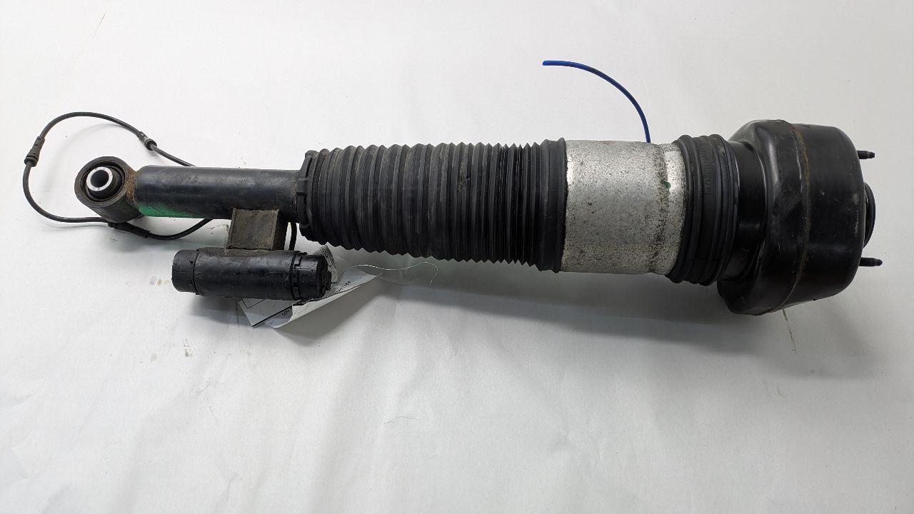 2016 BMW 750i Right STRUT - 463517 — photo 4
