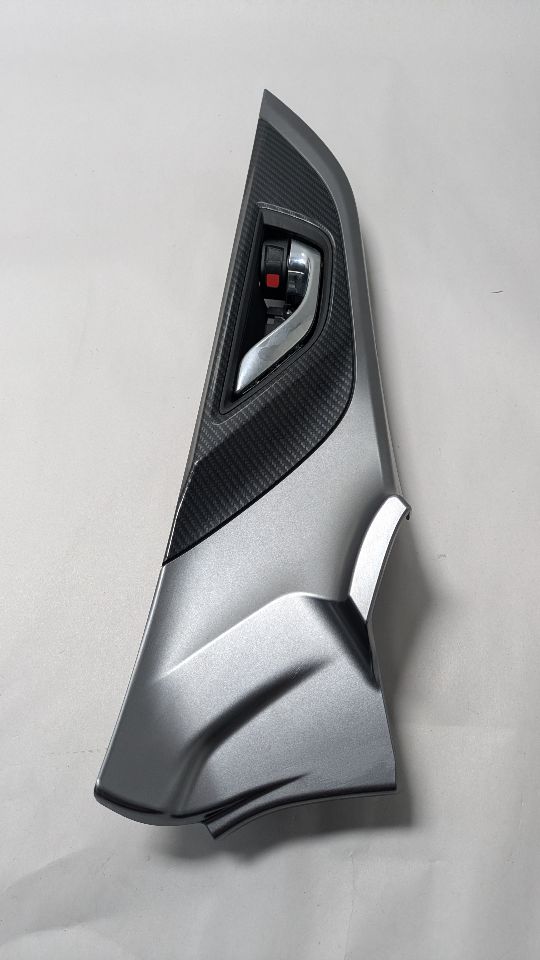 2019 SUBARU XV CROSSTREK Dr Handle, Interior - 463580 — photo 1
