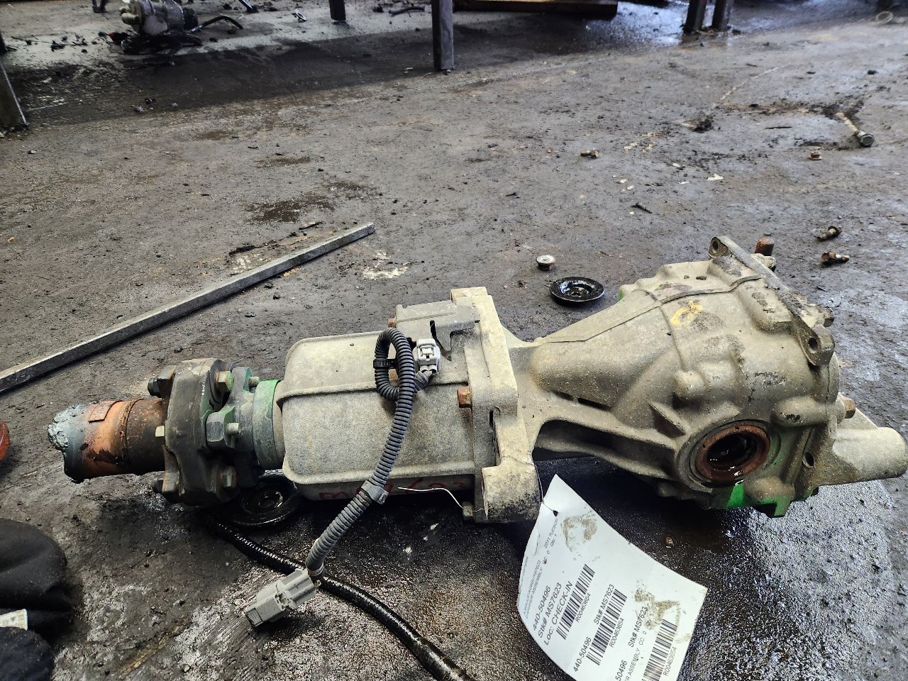 2011 HYUNDAI TUCSON CARRIER ASSEMBLY - 463654 — photo 4