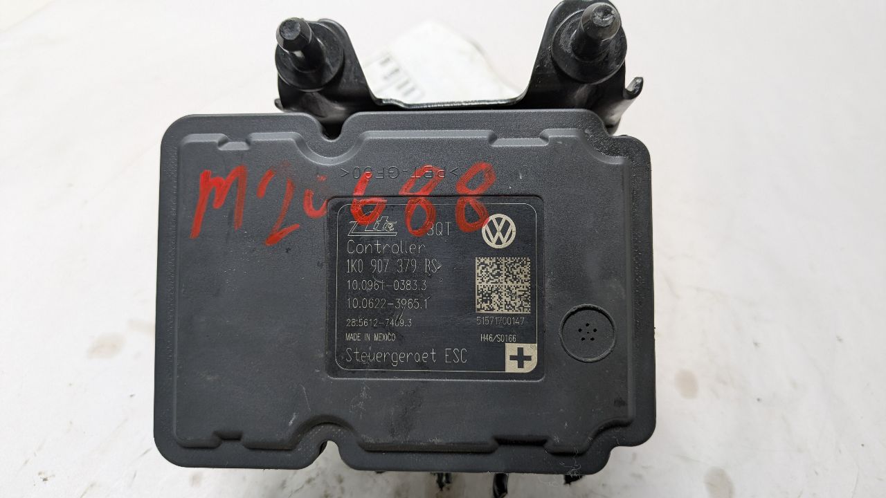 2015 VOLKSWAGEN PASSAT Anti-lock Brake Pts - 464029 — photo 8