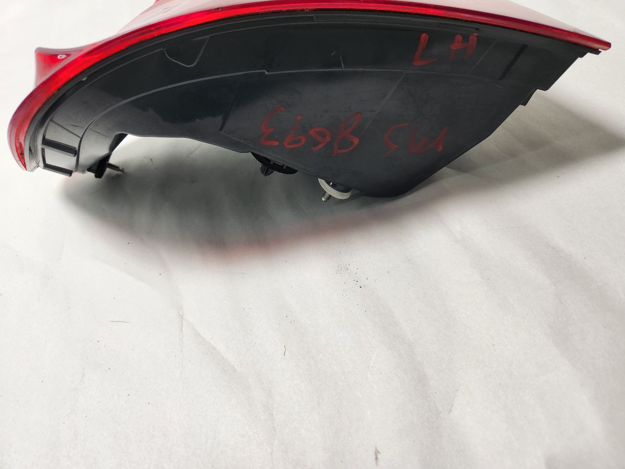 2016 BMW 528i Left TAIL LAMP - 464223 — photo 2