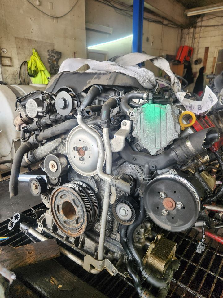 2015 AUDI Q7 ENGINE ASSEMBLY - 464267 — photo 2