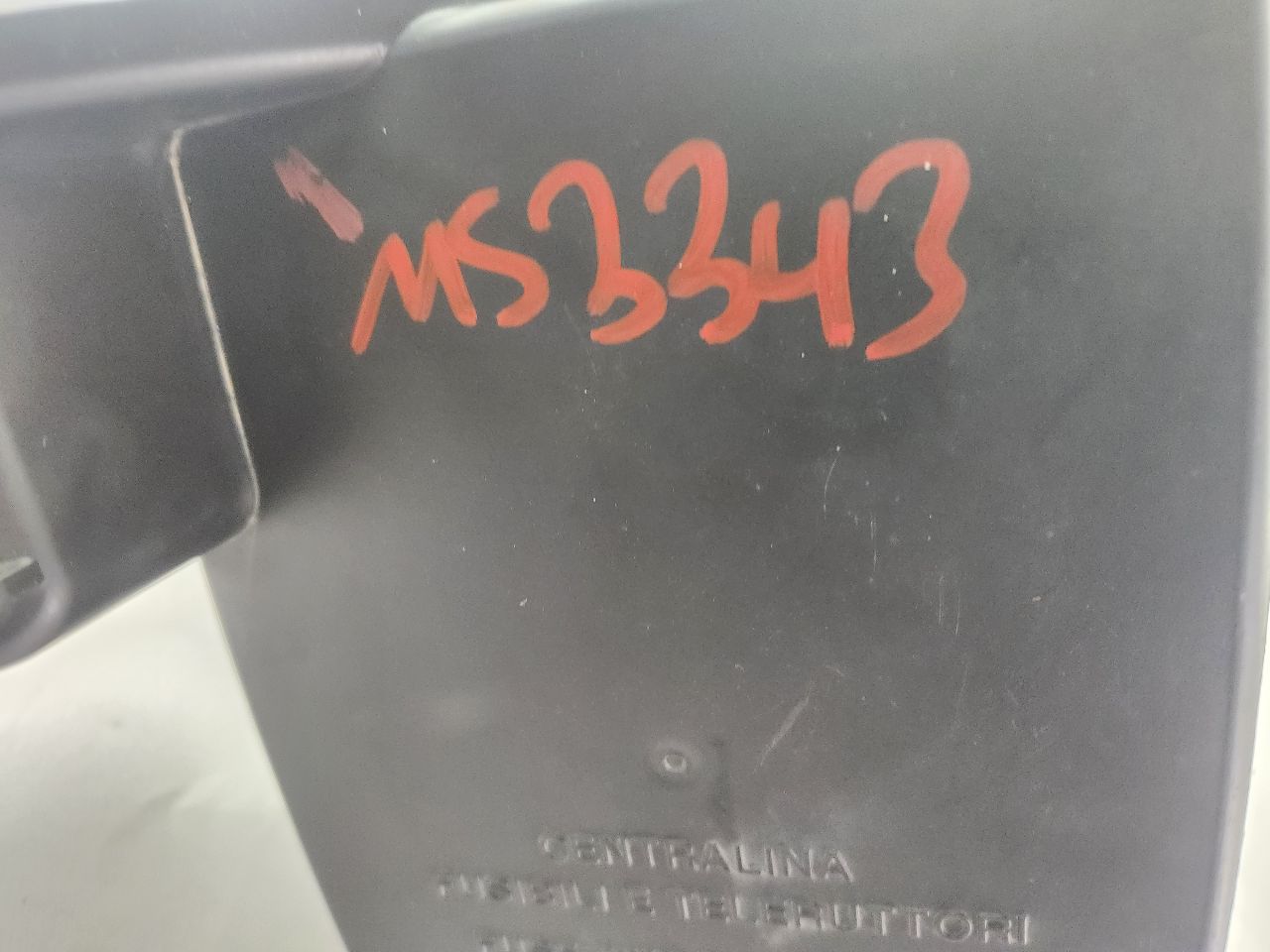 2016 DODGE PROMASTER 2500 VAN Fuse Box, Engine - 464394 — photo 2