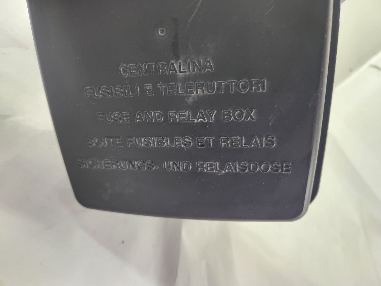 2016 DODGE PROMASTER 2500 VAN Fuse Box, Engine - 464394 — photo 3