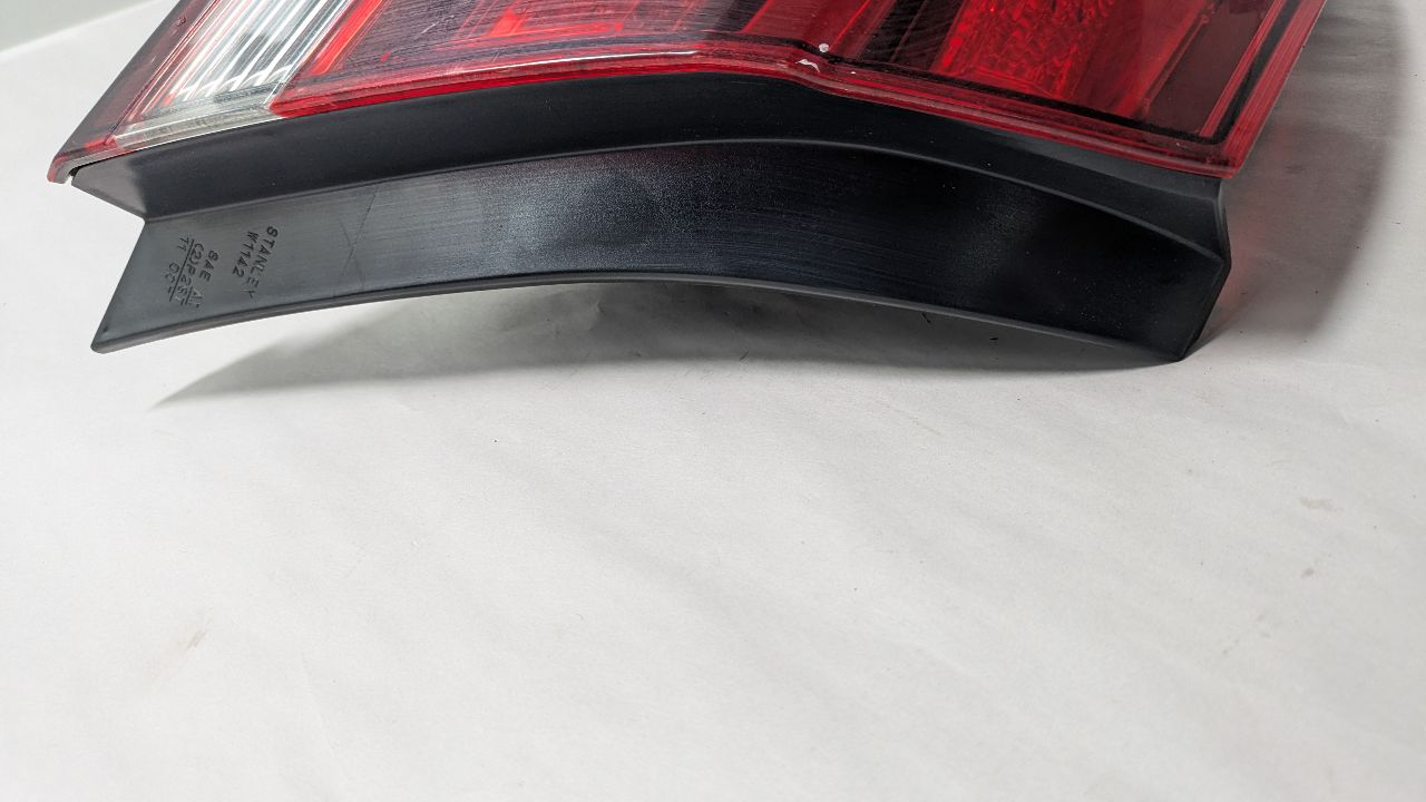 2015 HONDA CIVIC Left TAIL LAMP - 464409 — photo 2