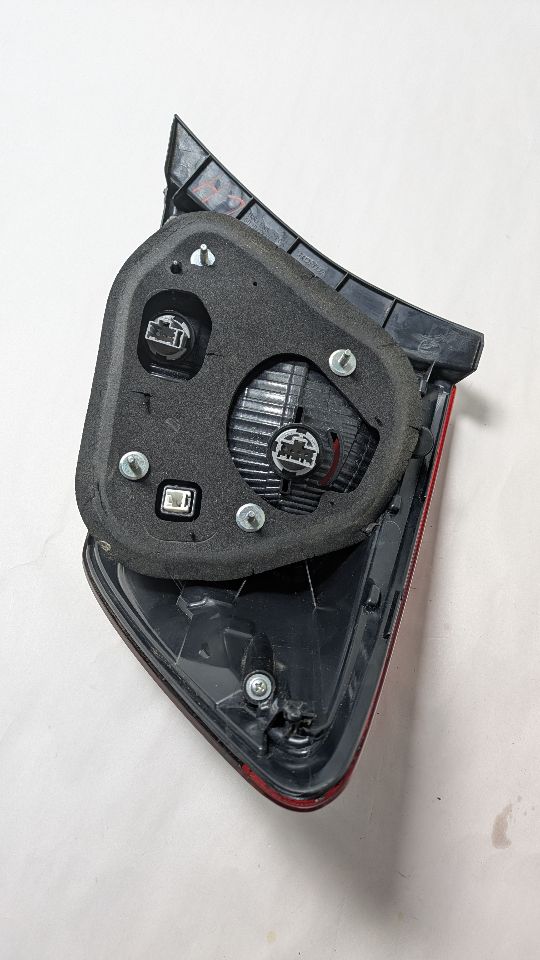 2015 HONDA CIVIC Left TAIL LAMP - 464409 — photo 4