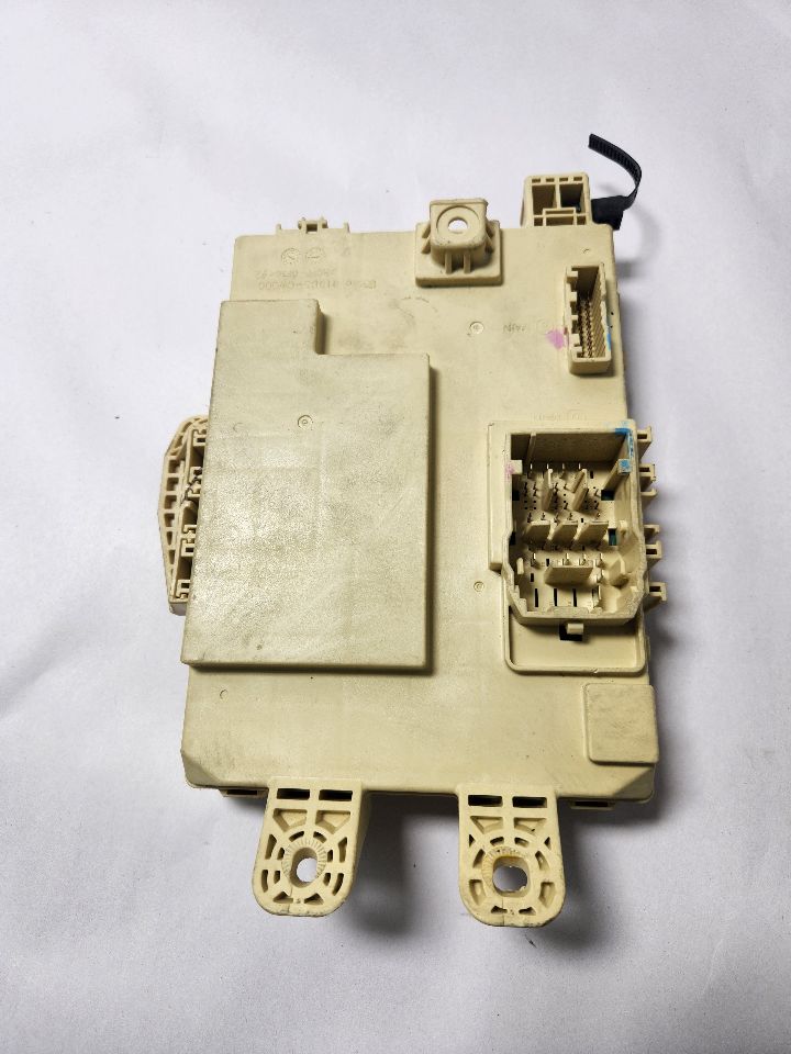 2022 HYUNDAI TUCSON Fuse Box, Engine - 464460 — photo 3