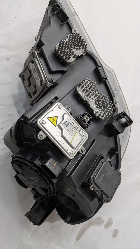 2012 BMW X5 Left HEADLAMP ASSEMBLY - 464480 — photo 1