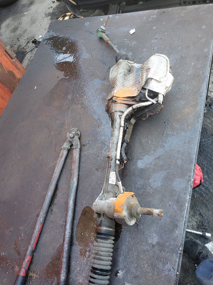 2017 FORD EXPLORER STEERING GEAR RACK - 464500
