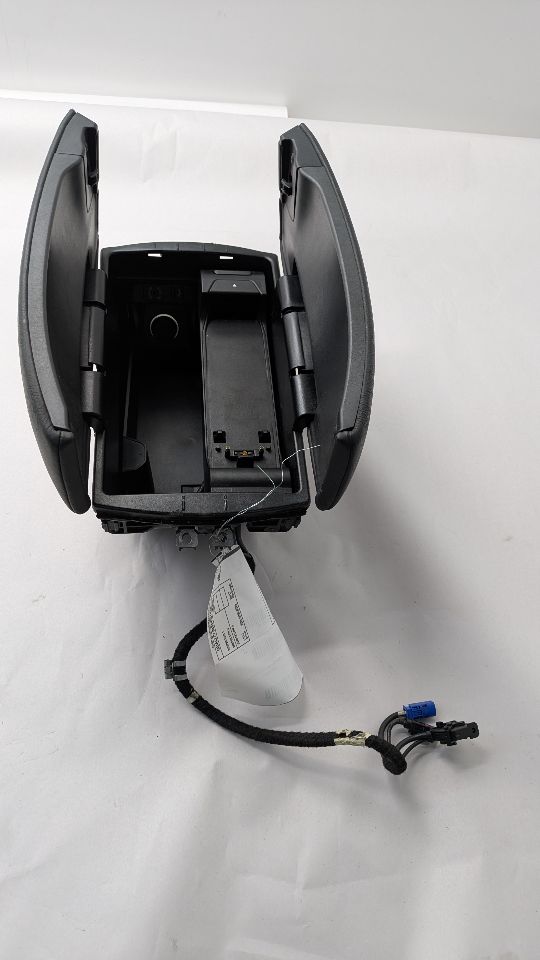 2012 BMW X5 Console, Front - 464511 — photo 1