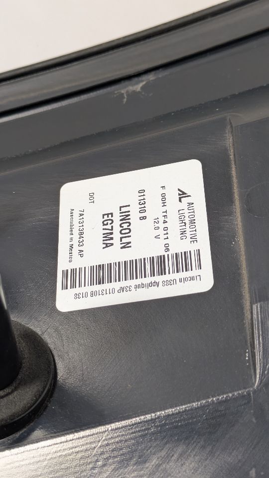 2010 LINCOLN MKX TAIL LAMP - 465105 — photo 5