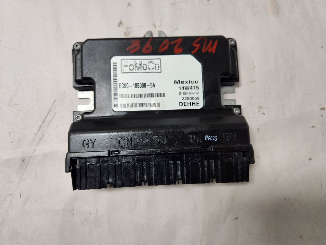 2015 LINCOLN MKZ Chassis Cont Mod - 465241 — photo 2