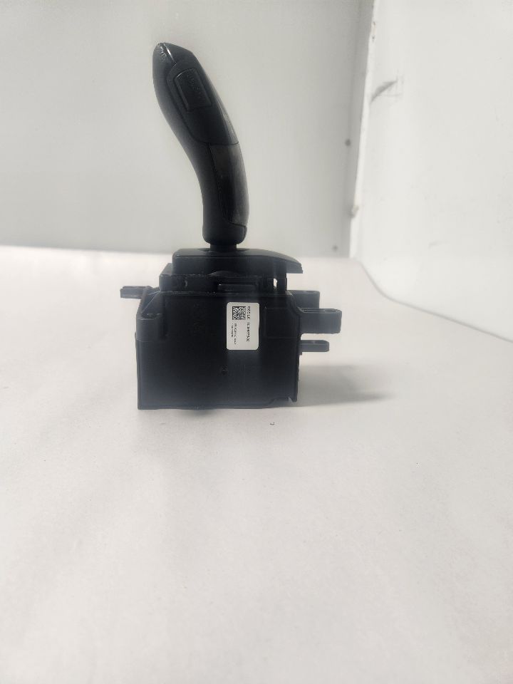 2015 BMW 740i Trans Shift Assy - 465304 — photo 3