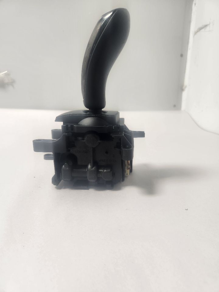 2015 BMW 740i Trans Shift Assy - 465304 — photo 6