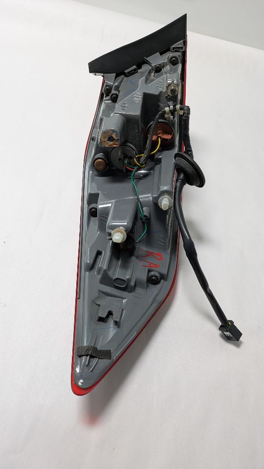 2018 HYUNDAI ELANTRA Right TAIL LAMP - 465418 — photo 4