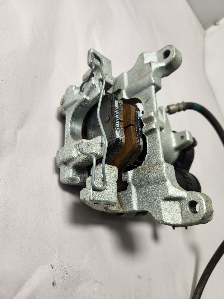 2023 SUBARU ASCENT COMPLETE INTERIOR - 465445 — photo 2