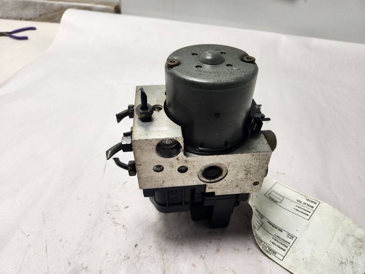 2004 DODGE DURANGO Anti-lock Brake Pts - 465498 — photo 1