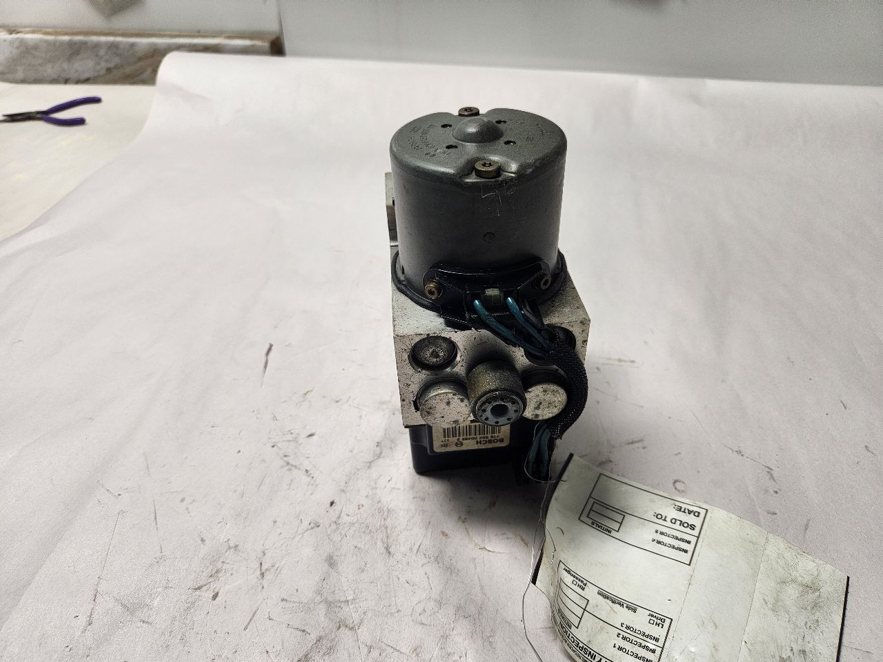 2004 DODGE DURANGO Anti-lock Brake Pts - 465498 — photo 3