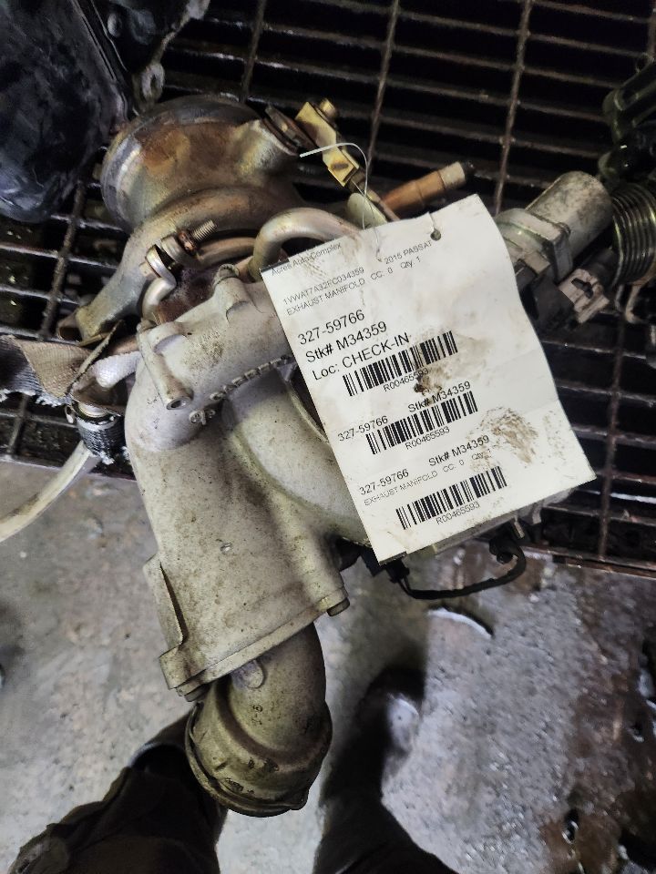 2015 VOLKSWAGEN PASSAT EXHAUST MANIFOLD - 465593