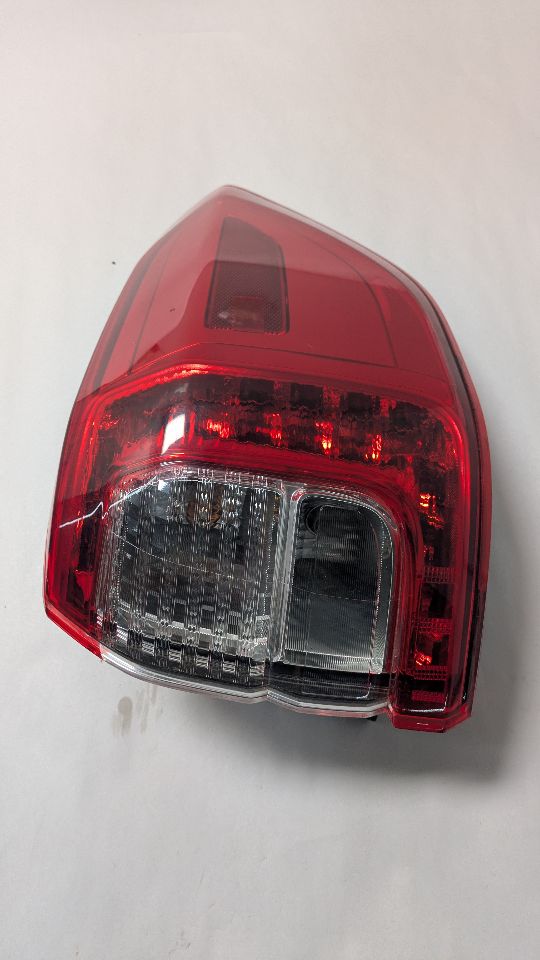 2023 SUBARU ASCENT COMPLETE INTERIOR - 465600 — photo 1