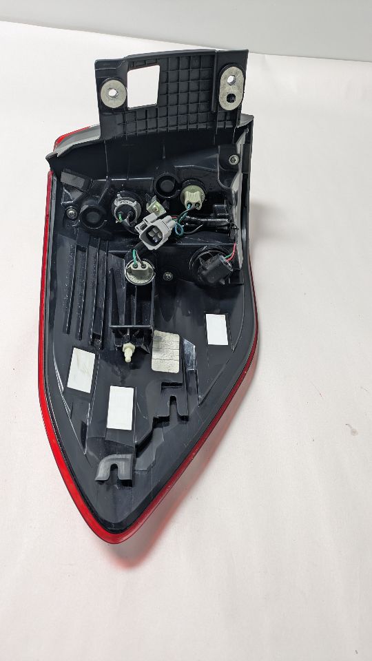 2023 SUBARU ASCENT COMPLETE INTERIOR - 465600 — photo 3