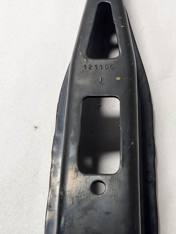 2023 SUBARU ASCENT COMPLETE INTERIOR - 465612 — photo 2