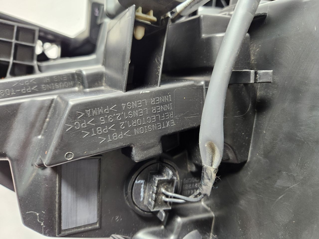 2023 SUBARU ASCENT COMPLETE INTERIOR - 465639 — photo 6