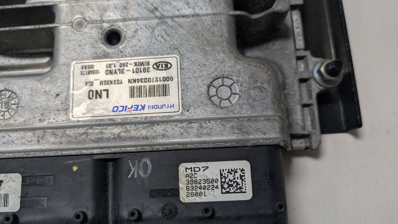2017 KIA CADENZA Eng/Motor Cont Mod - 465671 — photo 4