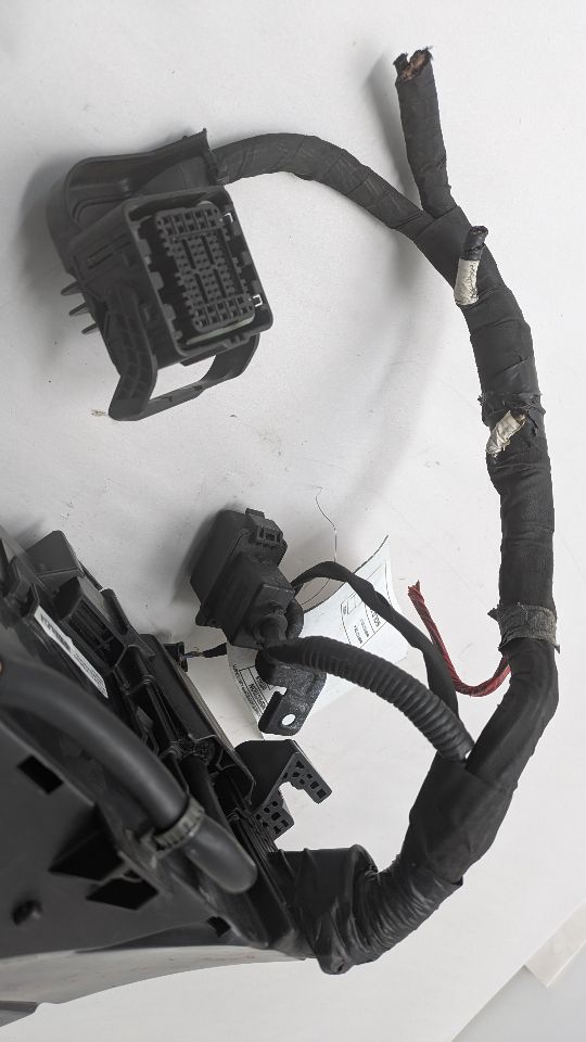 2017 KIA CADENZA Fuse Box, Engine - 465672 — photo 7