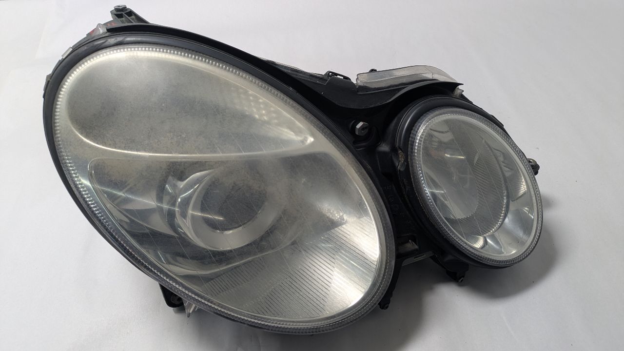 2006 MERCEDES-BENZ E-CLASS Right HEADLAMP ASSEMBLY - 466274