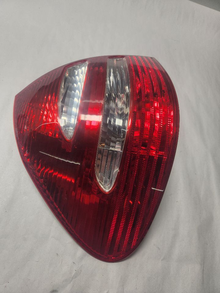2006 MERCEDES-BENZ E-CLASS Left TAIL LAMP - 466277