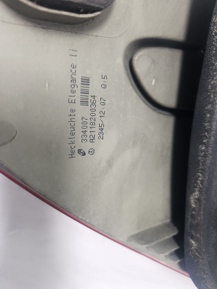 2006 MERCEDES-BENZ E-CLASS Left TAIL LAMP - 466277 — photo 5