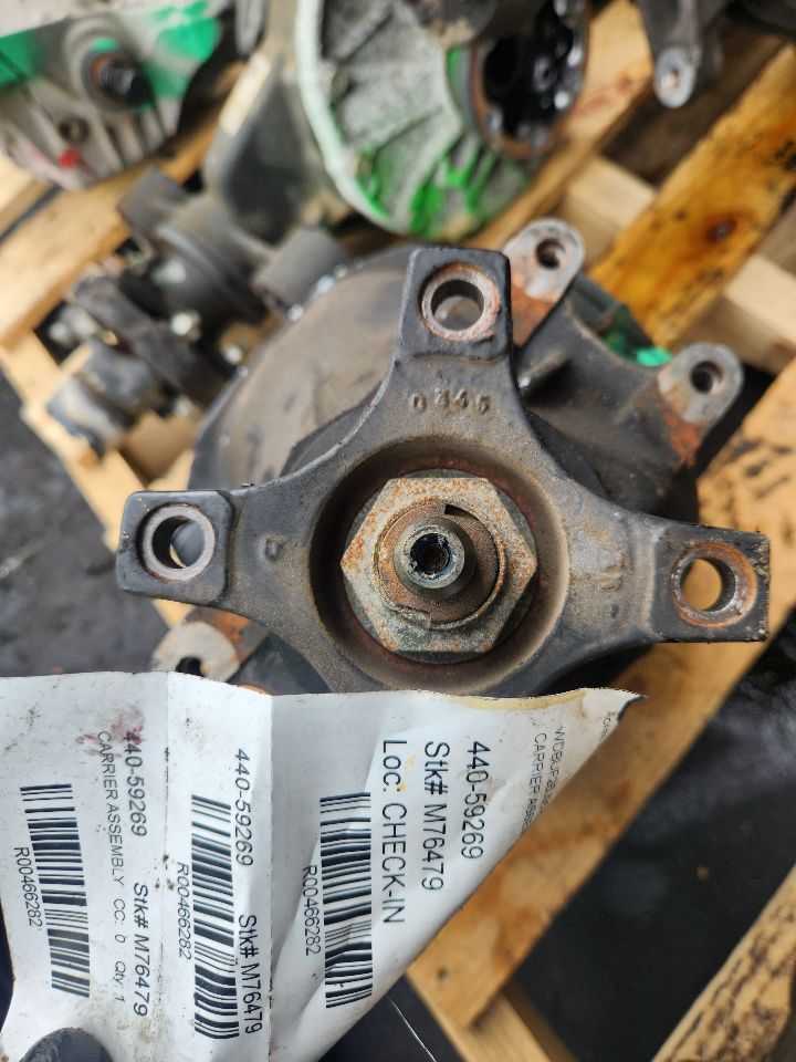 2006 MERCEDES-BENZ E-CLASS CARRIER ASSEMBLY - 466282 — photo 2
