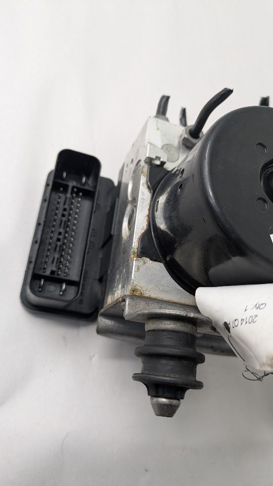 2014 AUDI Q7 Anti-lock Brake Pts - 466340 — photo 5