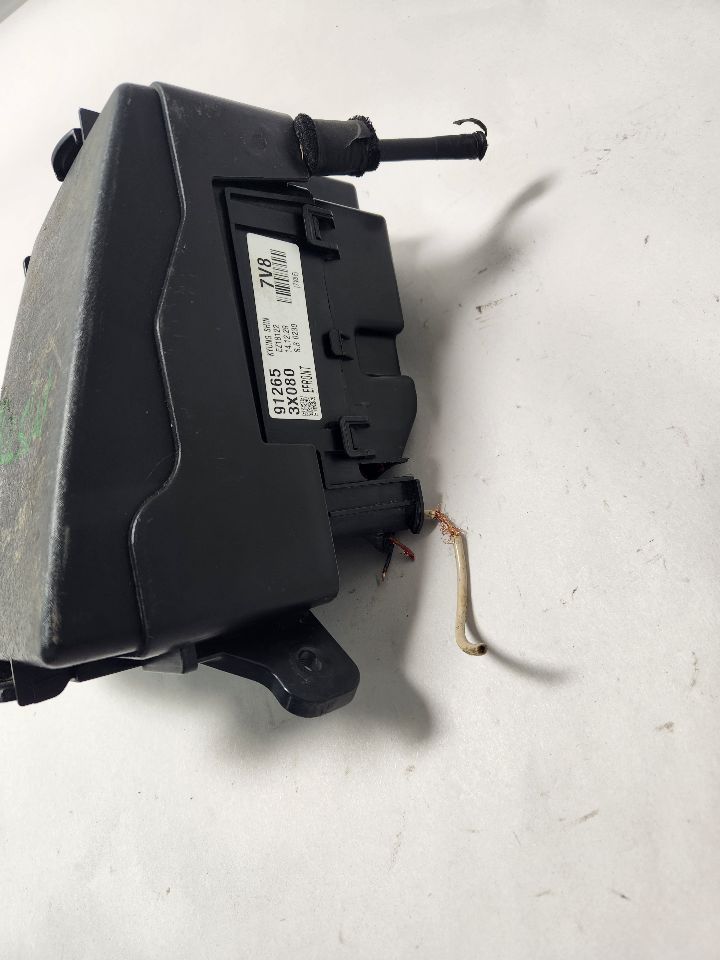 2015 HYUNDAI ELANTRA Fuse Box, Engine - 466441 — photo 3