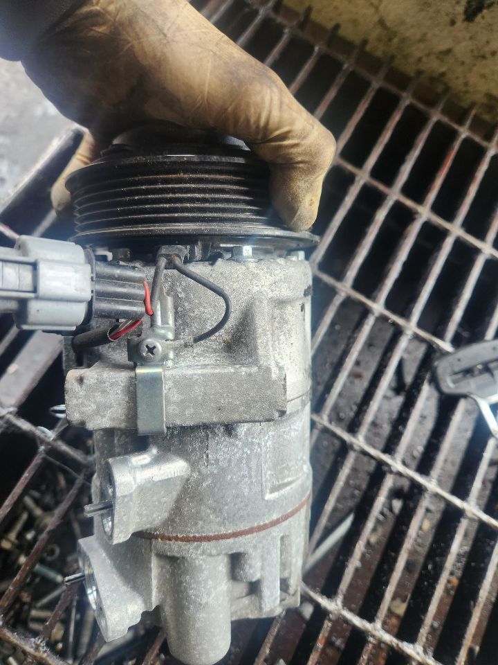 2024 HYUNDAI ELANTRA AC COMPRESSOR - 466572 — photo 3