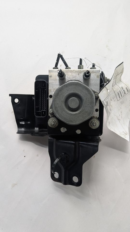 2018 NISSAN ROGUE SPORT Anti-lock Brake Pts - 466587