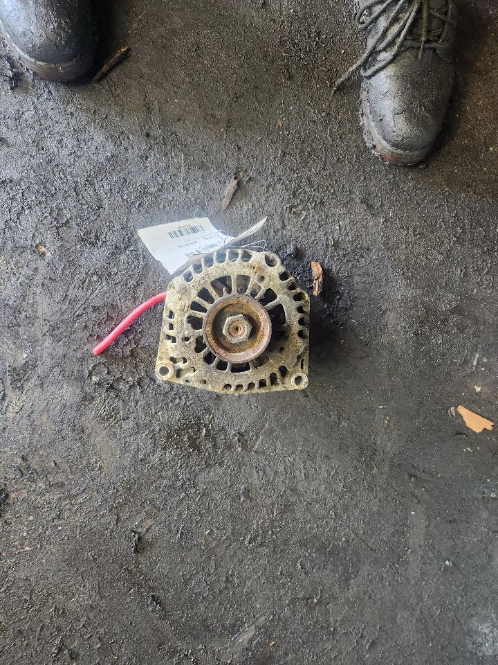 2011 CHEVROLET SILVERADO 1500 PICKUP ALTERNATOR - 466897 — photo 2