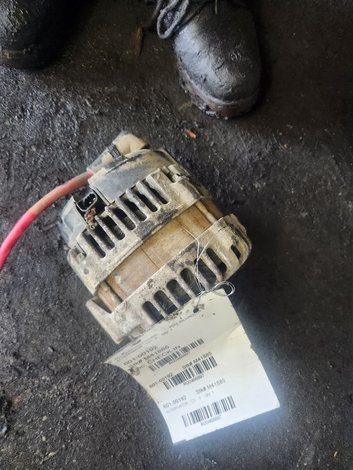2011 CHEVROLET SILVERADO 1500 PICKUP ALTERNATOR - 466897 — photo 3