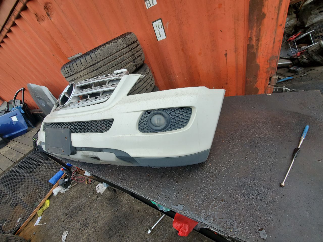 2008 MERCEDES-BENZ ML-CLASS BUMPER ASSY, FRONT - 466903 — photo 3