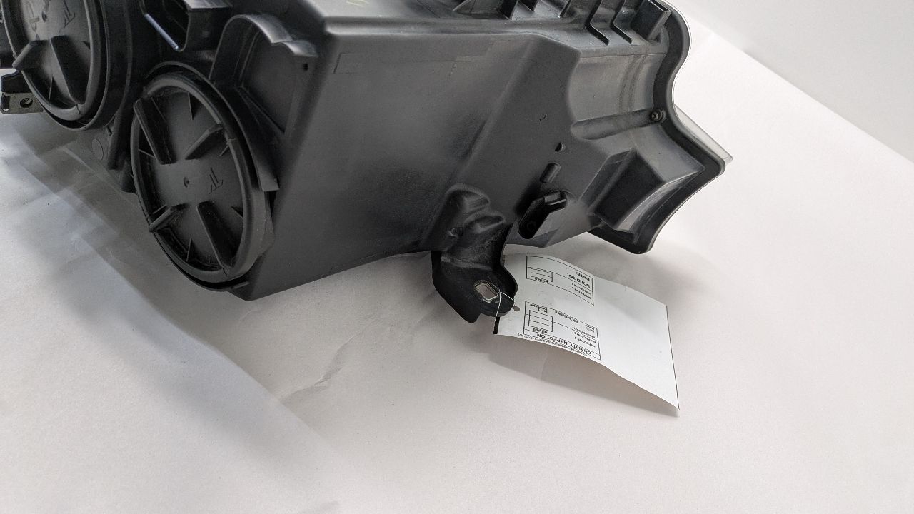 2015 BMW X3 Left HEADLAMP ASSEMBLY - 466910 — photo 7
