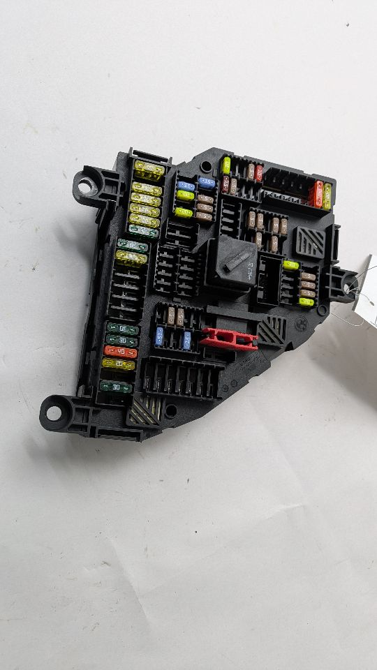 2015 BMW X3 Fuse Box, Engine - 466935 — photo 1
