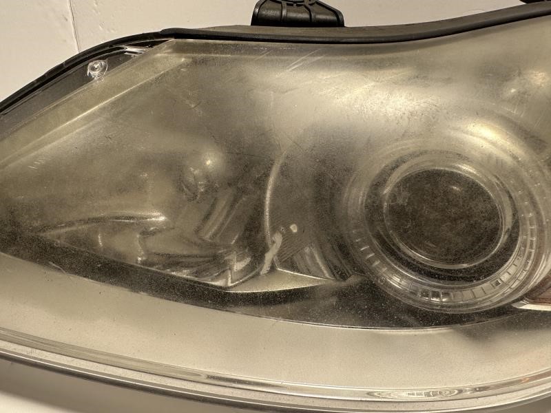 2010 HYUNDAI GENESIS Left HEADLAMP ASSEMBLY - 467 — photo 2