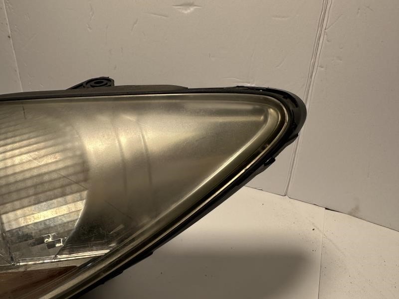 2010 HYUNDAI GENESIS Left HEADLAMP ASSEMBLY - 467 — photo 4