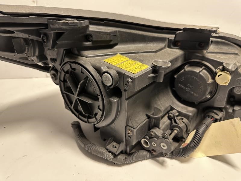2010 HYUNDAI GENESIS Left HEADLAMP ASSEMBLY - 467 — photo 7